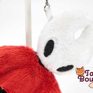 Hornet Hollow Knight Silksong Plush Keychain, Soft Handmade Bag Charm immagine 2