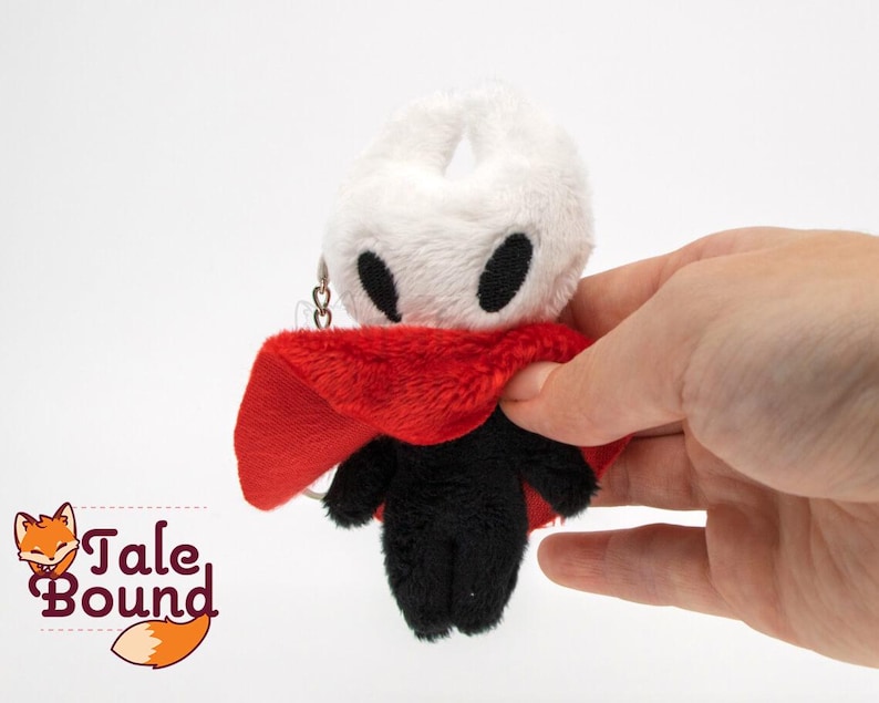 Hornet Hollow Knight Silksong Plush Keychain, Soft Handmade Bag Charm immagine 3