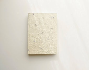 Cuaderno de papel hecho a mano / Pétalos de aciano / Tapa dura, Diario cosido a mano, Diario de viaje, Diario floral, Regalo para ella, Recuerdo