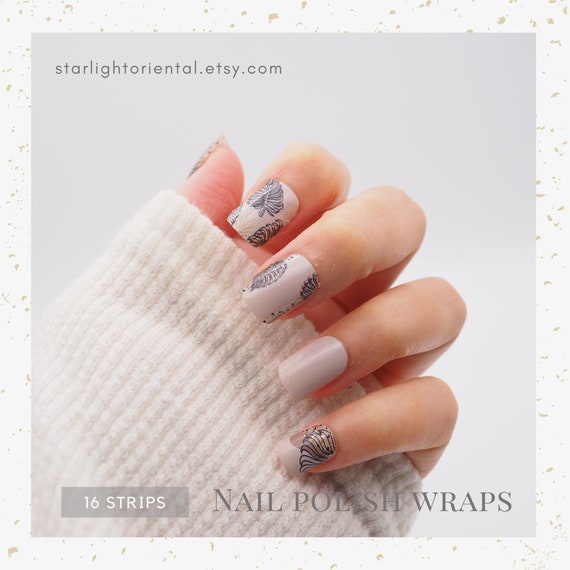 135+ Best Two Tone Nail Designs and Ideas to Try in 2024 | Sarah Scoop