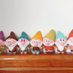 Haak kleine dwergen, zeven dwergen, dwergen gevuld pluche, dwergen pop, dwergen speelgoed, Amigurumi dwergen, sneeuwwitje en zeven dwergen