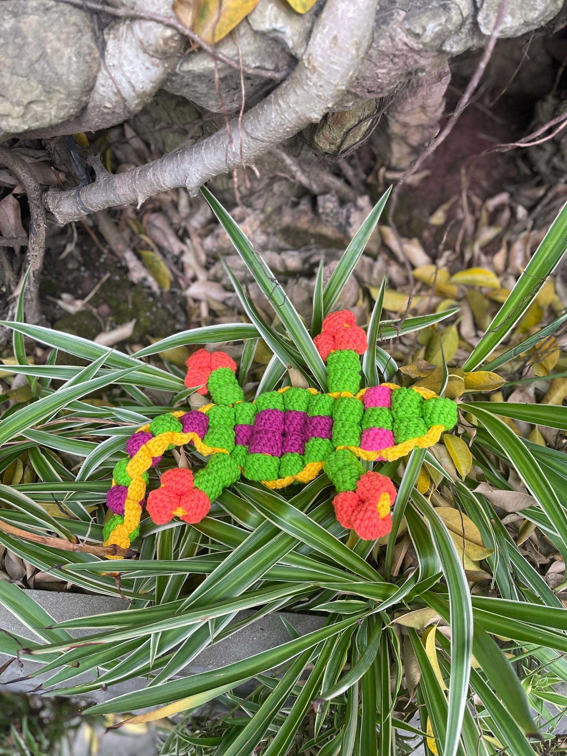 Crochet Bead Lizard 90s Bead Lizard Custom Bead Lizard Bead - Etsy