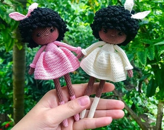 Poupée afro-américaine au crochet, poupée au Crochet noir, poupée ballerine Amigurumi, poupée au Crochet Miniatures, petite poupée faite à la main