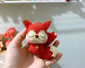 かぎ針編みのキツネのキーホルダー、キツネのオーナメント、あみぐるみ