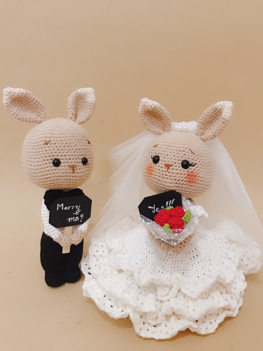 かぎ針編みの結婚祝い、あみぐるみウサギ、ウサギのぬいぐるみ、ウサギ