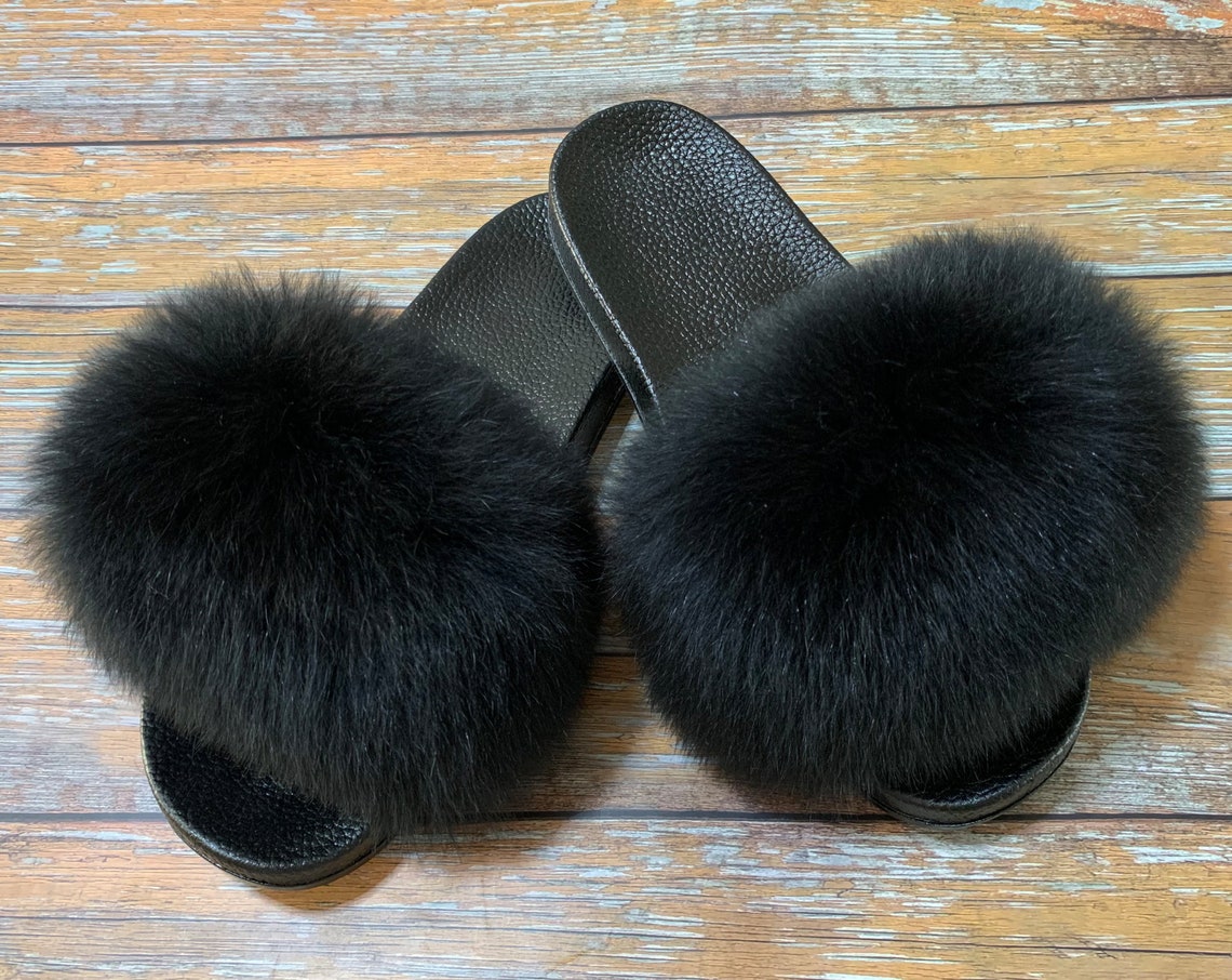 yeezy slides size 11