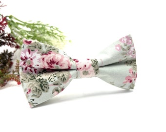 Sage Green Floral Pattern bow tie / Floral Dusty Green bowtie / Groomsman Gift / Wedding bow tie / Ring bearer bow tie / Gift for dad /