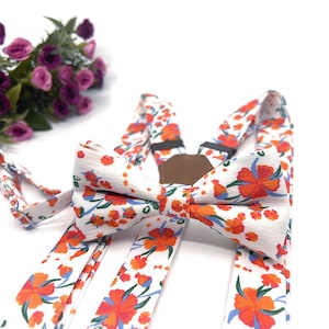 Burnt Orange Floral Suspenders, Free personalization, Burnt Orange Bow tie, Suspender Bowtie, Wedding Floral Suspenders, Groomsmen Suspender