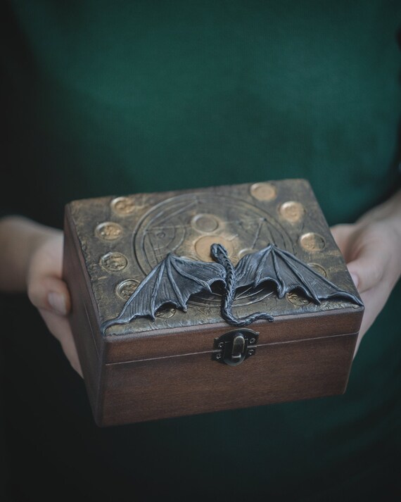 Magic wooden box whith dragon and phoenix tarot card box four elements