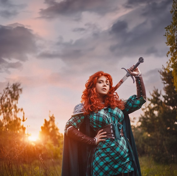 Renfaire Battle Princess Emerald Fantasy Dress Plus Size - Custom Made -  Etsy UK