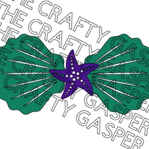 Puede incluir: Dos conchas verdes con una estrella de mar púrpura en el centro. Las conchas están abiertas y la estrella de mar está en el medio de las dos conchas.