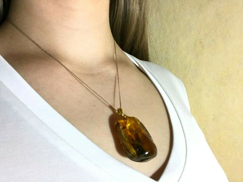 Natural Baltic Amber Pendant With Insect Inclusion Silver Gold Plated 10,6g 7310