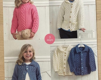 Patrón de punto para jersey Aran, cárdigan con cuello o capucha, 3 diseños, 18-28 pulgadas, Stylecraft 4205