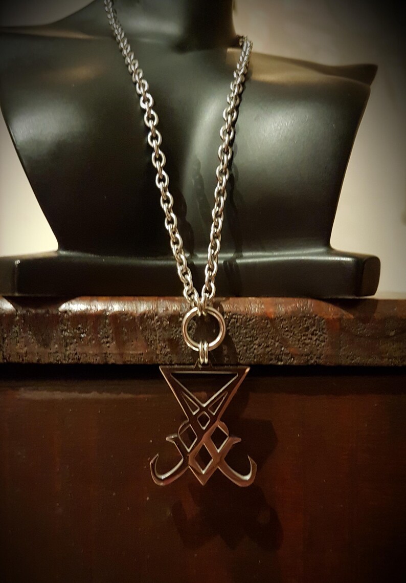 Lucifer Rava Chain Large Lucifer Sigil Pendant Necklace - Satanic Seal O Ring Chain Choker ...