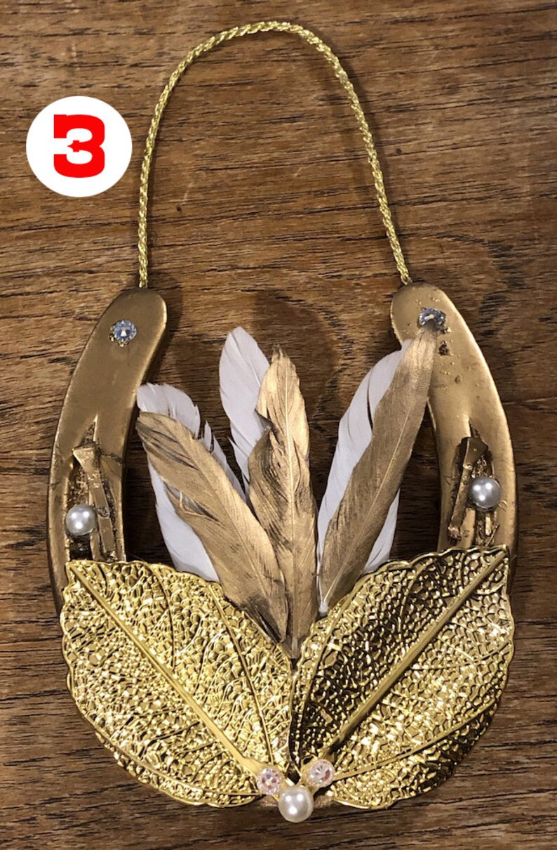Cyrank 20 Pezzi bomboniere a Ferro di Cavallo Portafortuna con Etichette Kraft, Decorazioni in Metallo Mini Ferri di Cavallo Artigianali per Decorazioni per Feste di Matrimonio Vintage