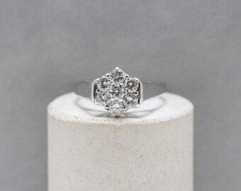 18ct White Gold Diamond Cluster Ring UK Size M