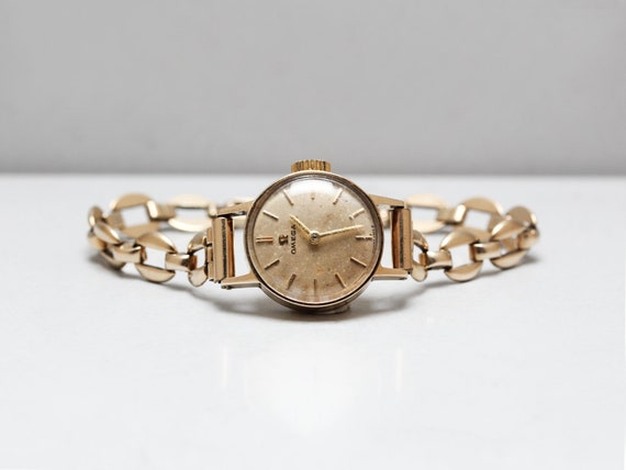 Omega Ladies 9ct Yellow Gold Wristwatch Etsy Canada