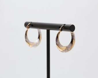 Old English Jewellers 9ct White Gold 20mm Twisted Hoop Earrings - Solid Gold, Snap Closure