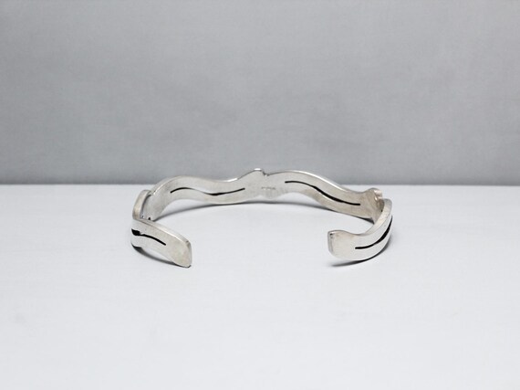 Solid Silver Wave Bangle - Etsy