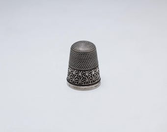 Silver Thimble, Worn Hallmarks