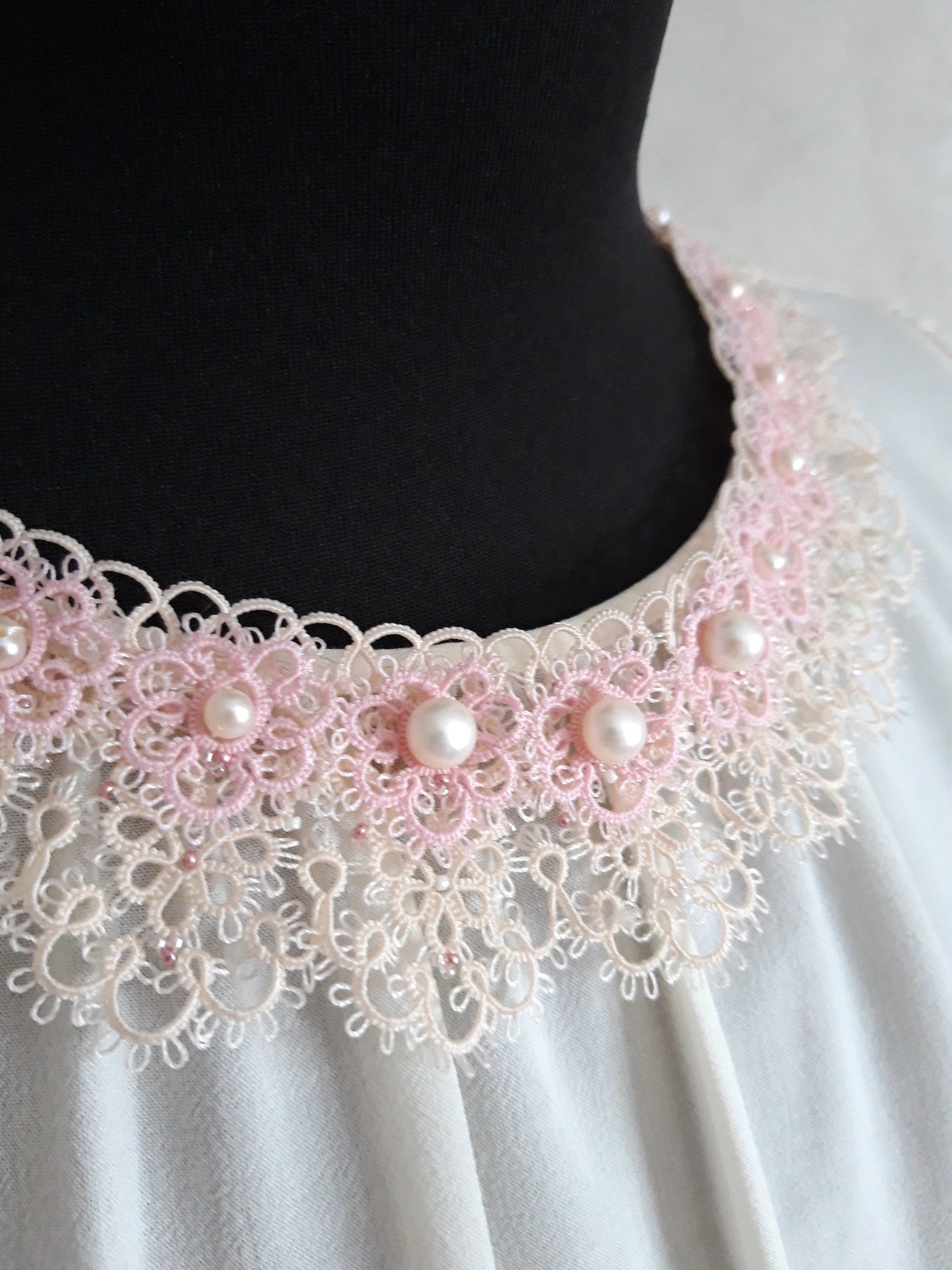 Handmade tatting lace collar necklace with natural pearls. Etsy