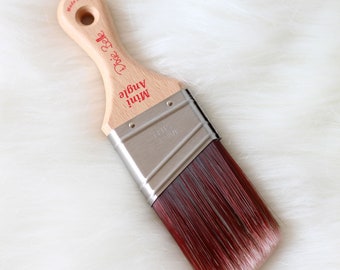 Dixie Belle MINI ANGLE BRUSH