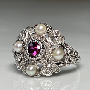 Anillo de rubí 18K italiano Art Déco anillo de compromiso anillo de perlas naturales antiguo diamante de corte europeo 18K joyería Fleur De Lys
