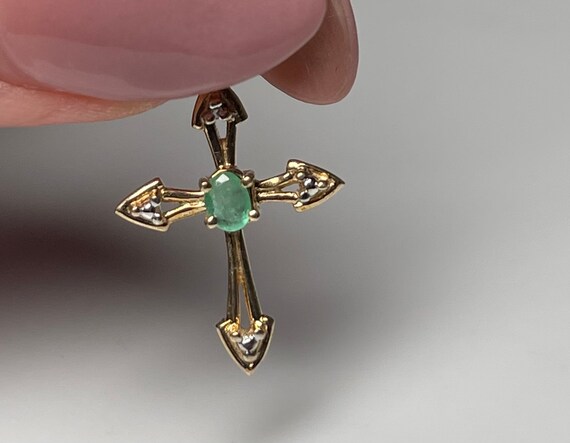 Cross Pendant Emerald 10K Vintage Emerald Yellow … - image 9