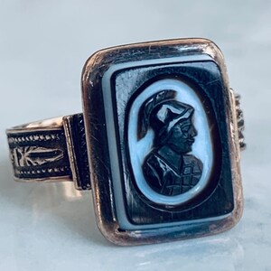 Hard-stone Cameo Ring 1800s Victorian Ring Black Cameo Ring 14K Rose Gold Ring Art Deco Cameo Ring Ladies Antique Ring