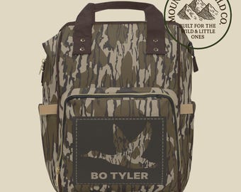 Mochila de pañales de camuflaje, bolsa de caza para bebé, regalo personalizado de cazador de patos, regalo de baby shower con camuflaje de corteza de árbol, regalo para papá y mamá al aire libre, nombre