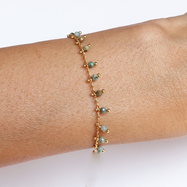 Bracelet breloques en turquoise africaine et acier inoxydable - bijoux femmes filles - bracelet doré, cadeau noël