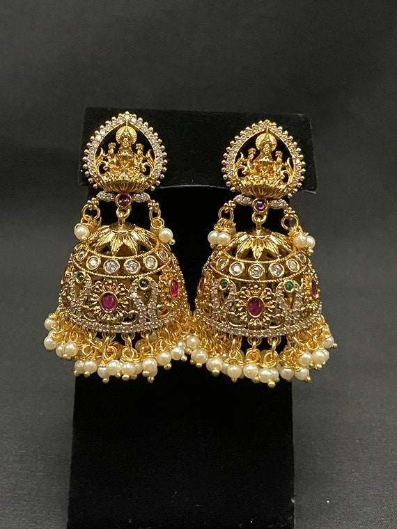 Small Gold Earring, Weight: 1 gm at Rs 5000/gram in Mumbai | ID: 15190231373