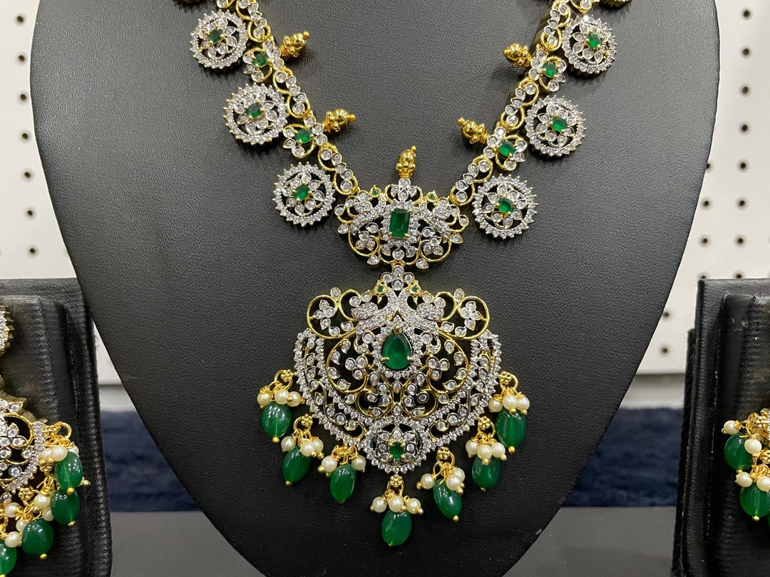 Meenu subbiah diamonds collection deals