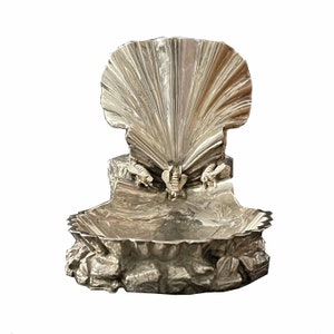 Replica in sterling silver of the Fountain of the Bees  (Via Veneto, Rome, Gian Lorenzo Bernini, 1644)