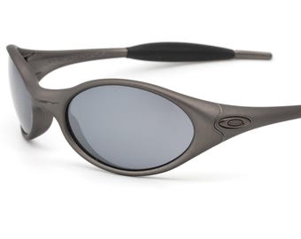 Oakley ヴィンテージeye jacket シルバー 希少90s USA製 Rare Vintage Oakley Eye Jacket Gen 1 FMJ 5.56 Silver w/ Black