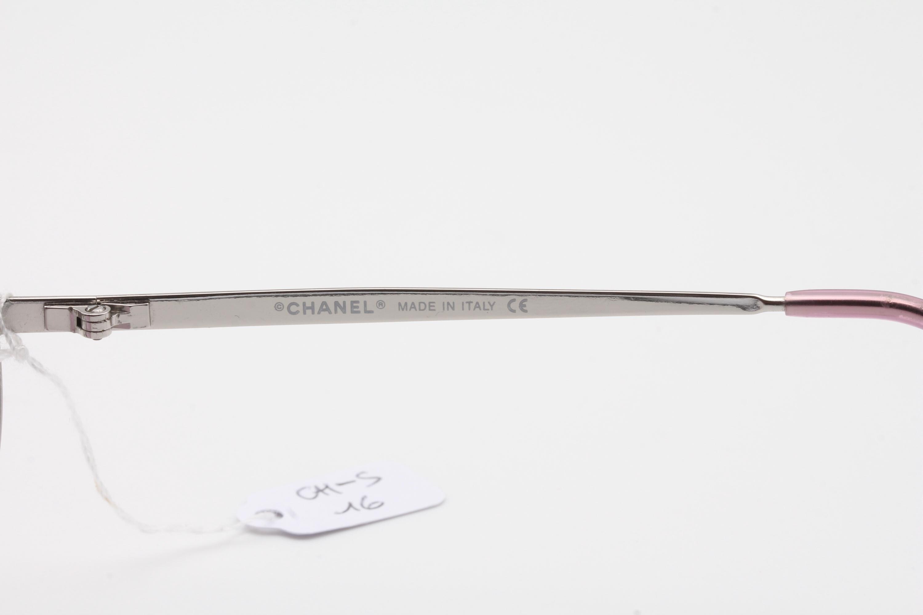 Chanel 4030 Vintage Sunglasses Made in Italy 2000