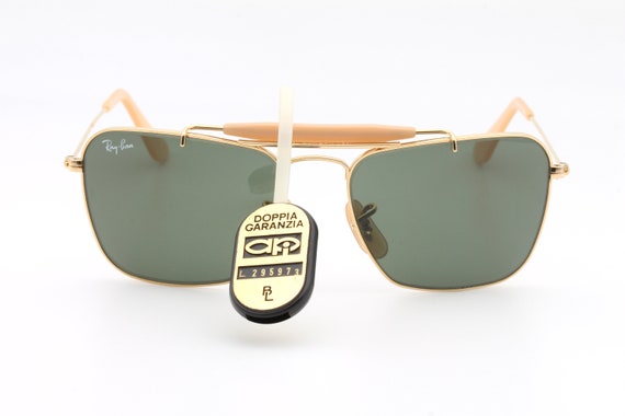 ray ban caravan small