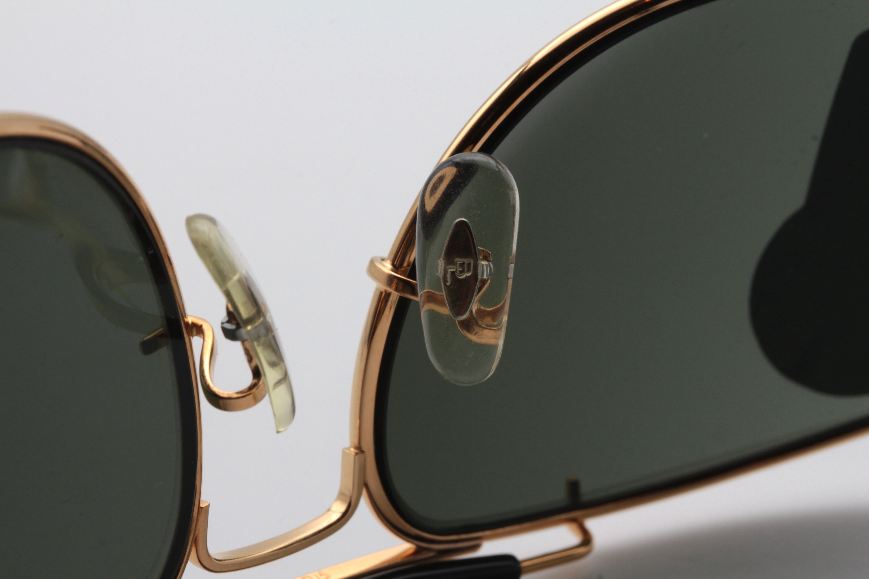 Ray Ban B&L W1077 Vintage Sunglasses Made in USA 80's - New