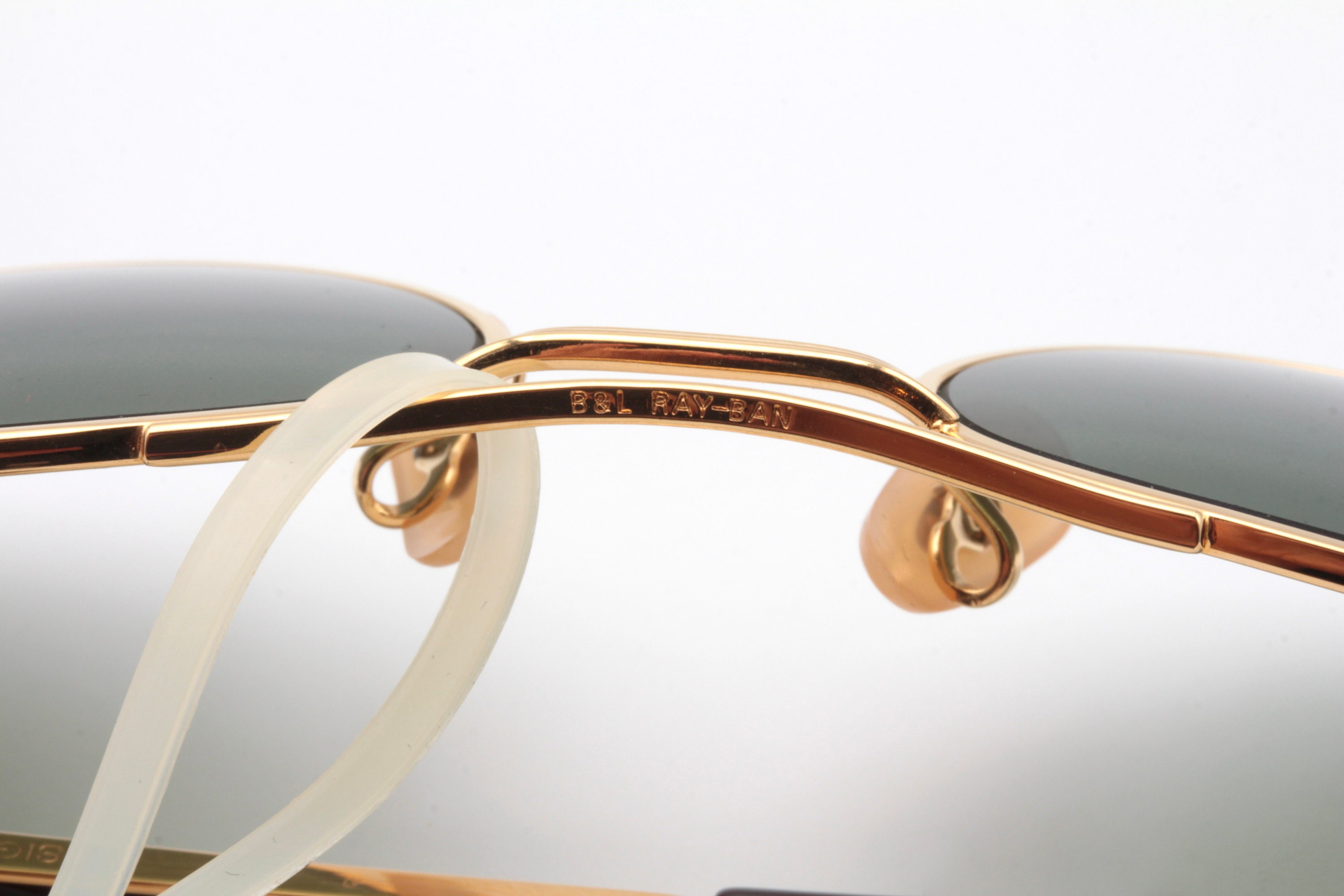 Ray Ban B&L Signet W1394 Vintage Classic Metal Sunglasses Ray Ban B&L Signet W1394 Vintage Classic Metal Sunglasses