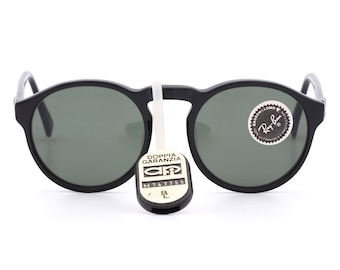 Ray Ban B&L Gatsby Style 1  W0930  vintage round sunglasses with black frames and G-15 lenses, made in U.S.A. 90's