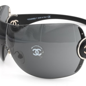 Chanel 6028 vintage sunglasses made in Italy 2000's - new old stock - glasses case not included