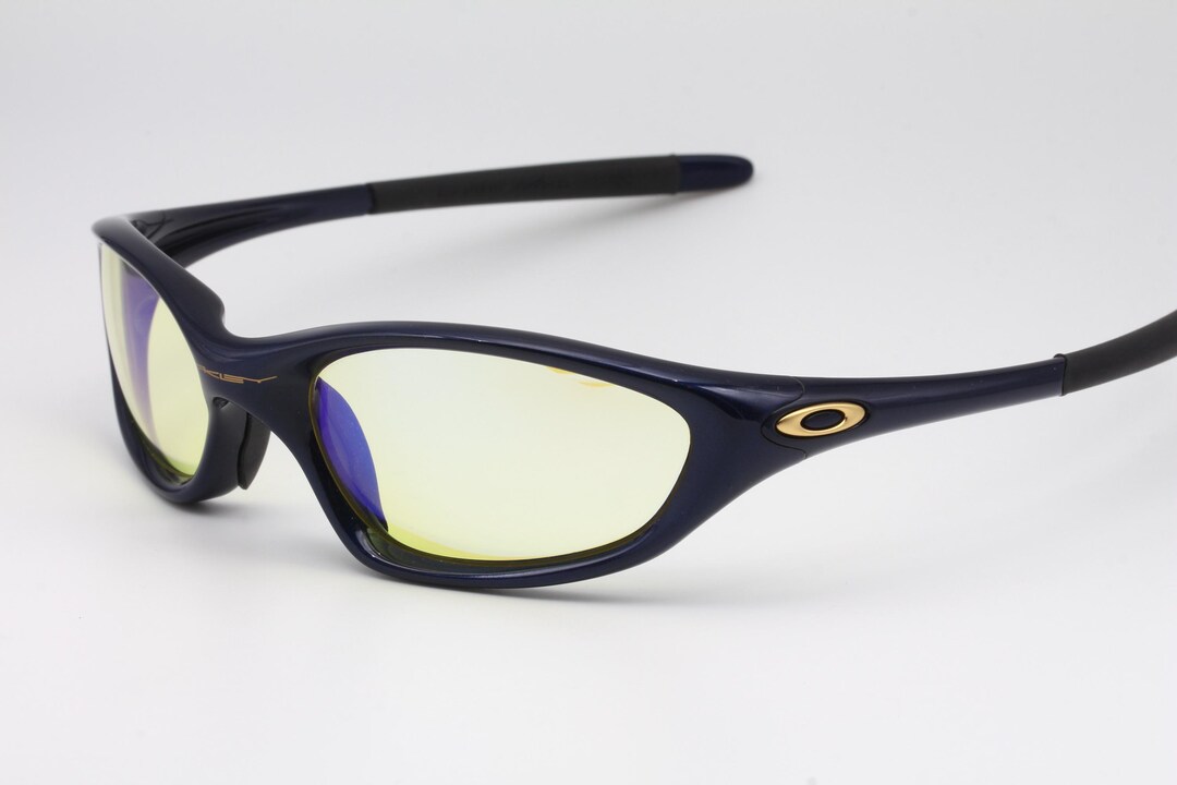 マ*ュ様 Oakley twenty XX il_1080xN.6877499306_j5bi.jpg