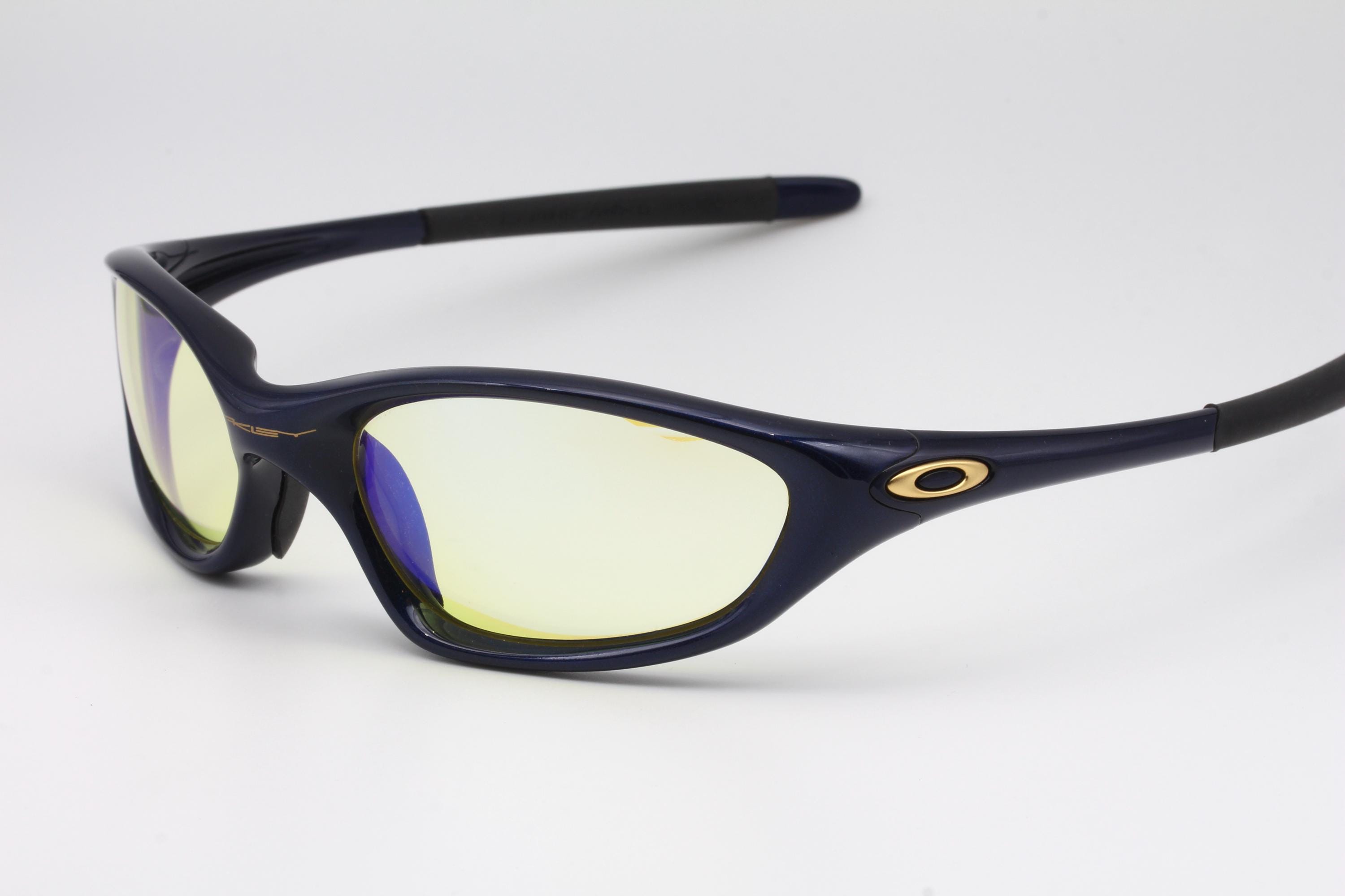 00s oakley twenty XX サングラス　USA製 廃盤　テック系 il_fullxfull.6877499306_j5bi.jpg