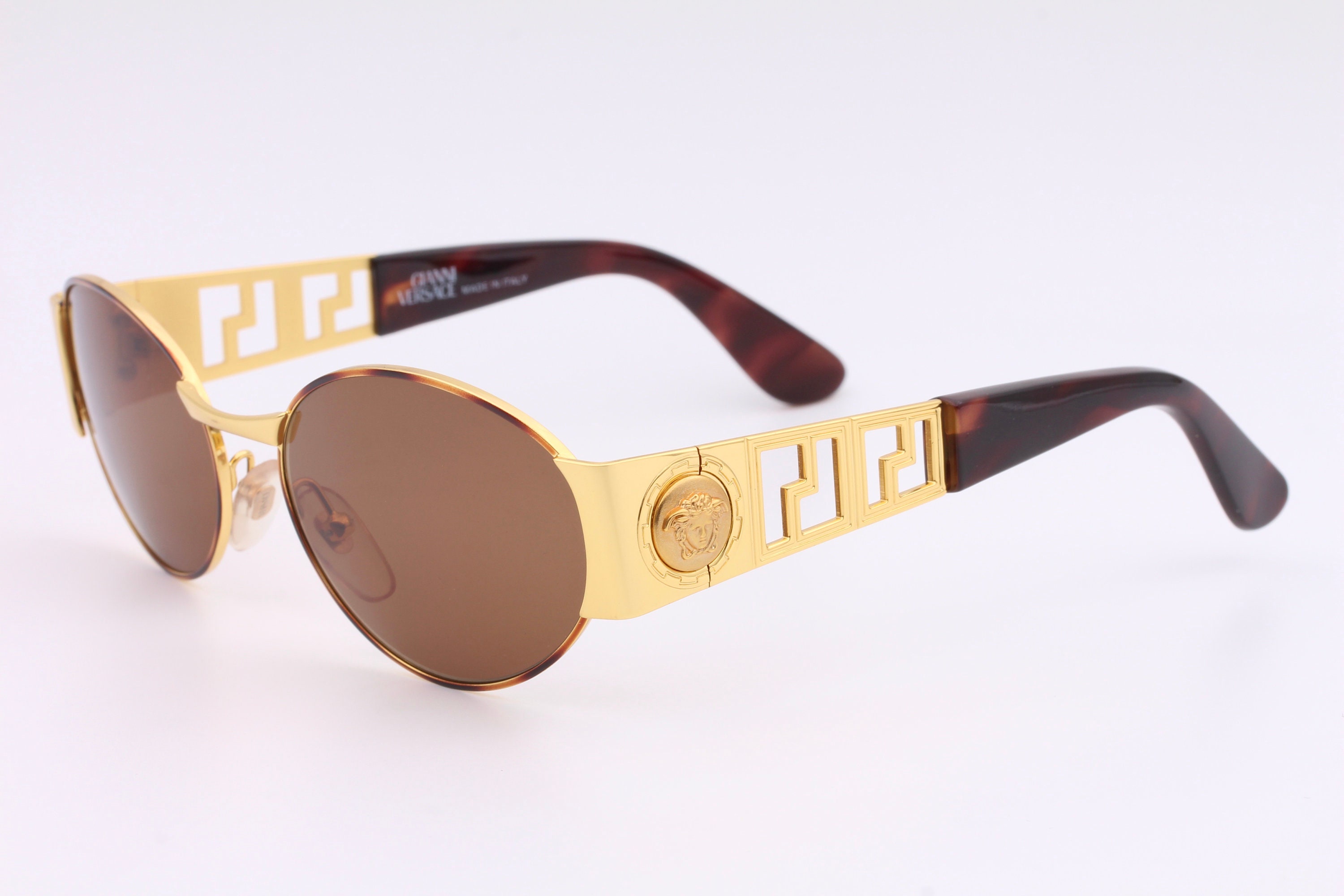 VINTAGE GIANNI VERSACE Sunglasses
Includes original leather case 
MOD S38 Gianni Versace S38 030 – Sammy & Nino main image 2