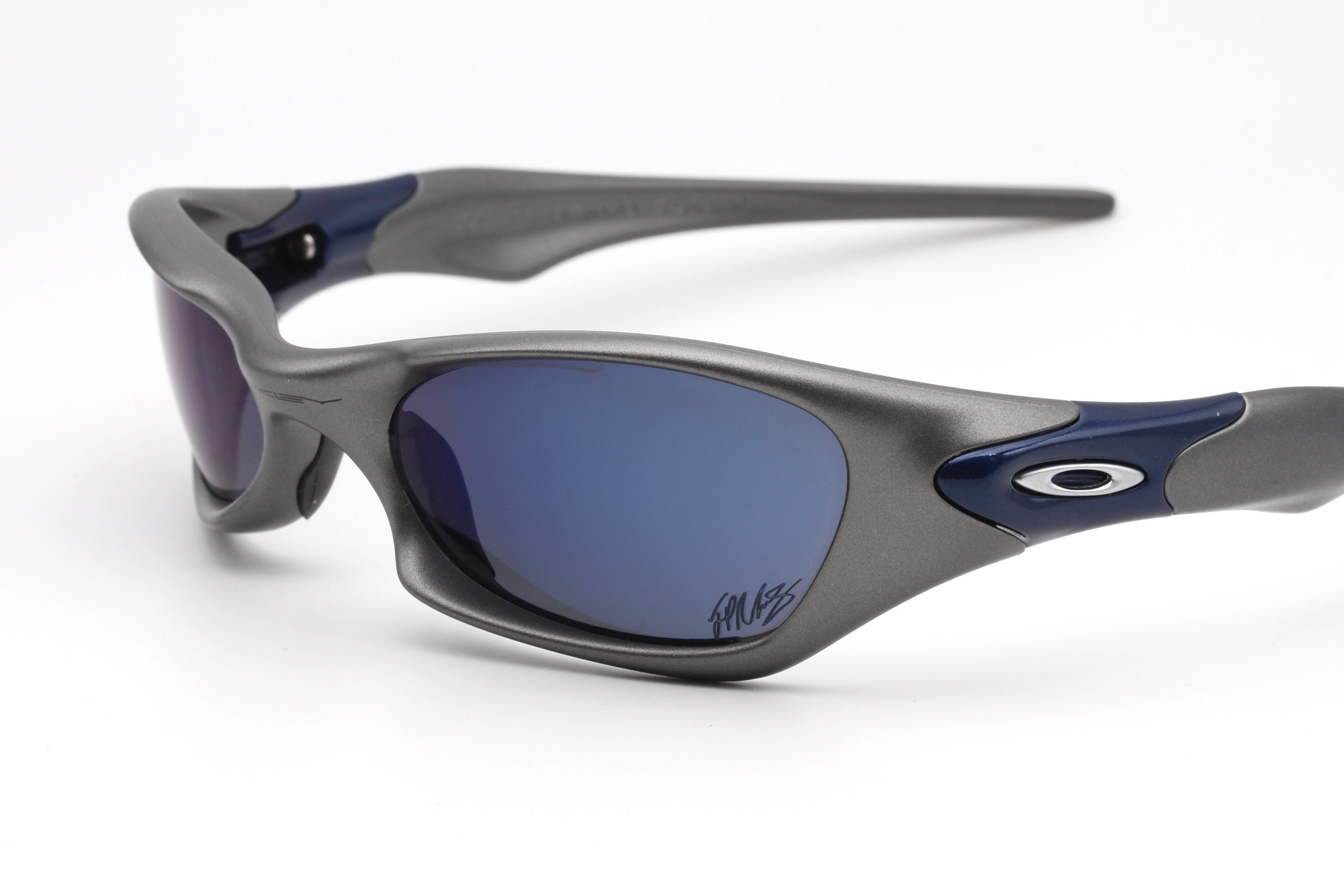 Oakley Valve 1.0 JP Montoya ヴィンテージ サングラス USA製 Oakley Valve 1.0 JP Montoya ヴィンテージ サングラス USA製