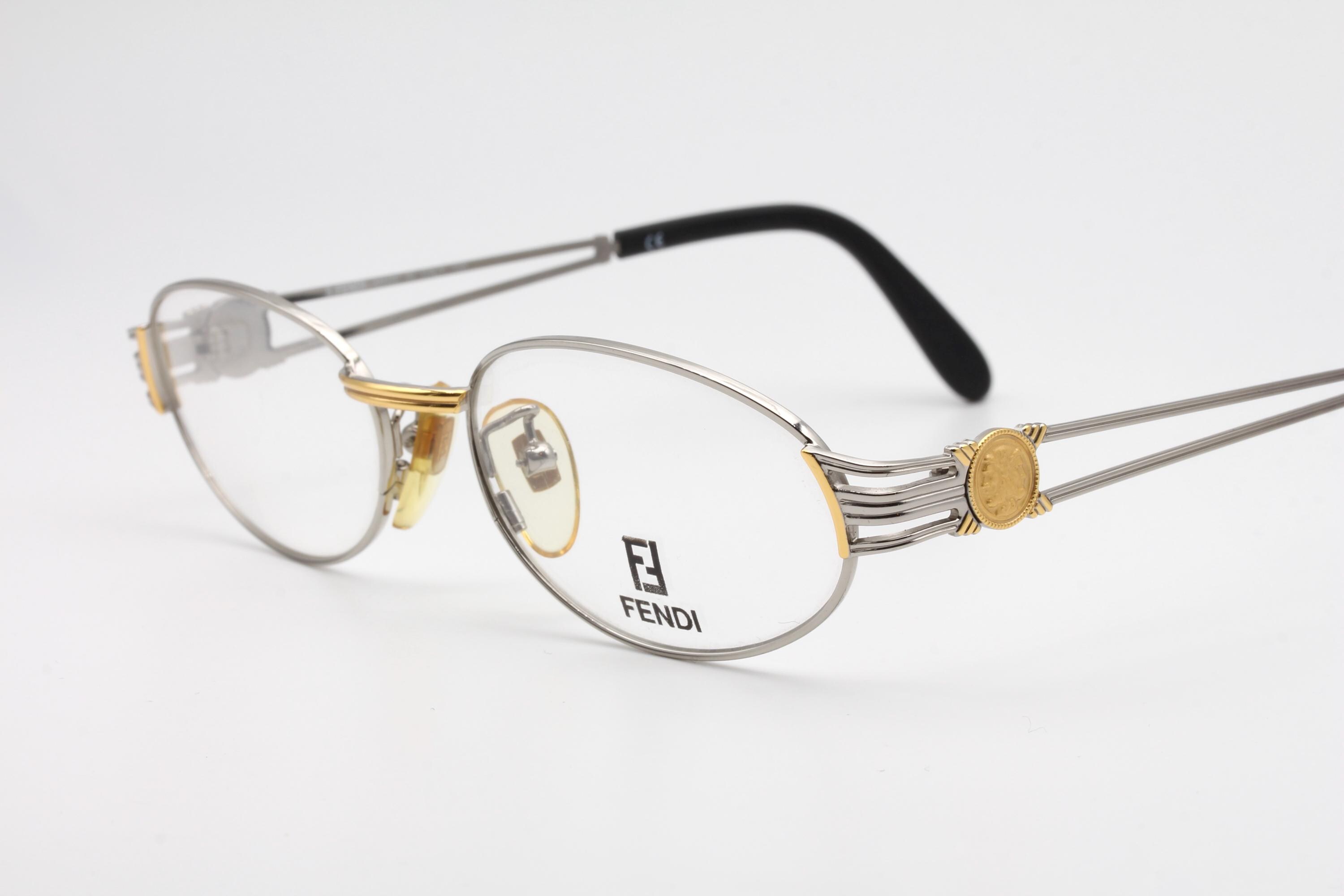 Fendi VL 7052 Vintage Eyeglasses Made in Italy 90s - New Old  display picture 3