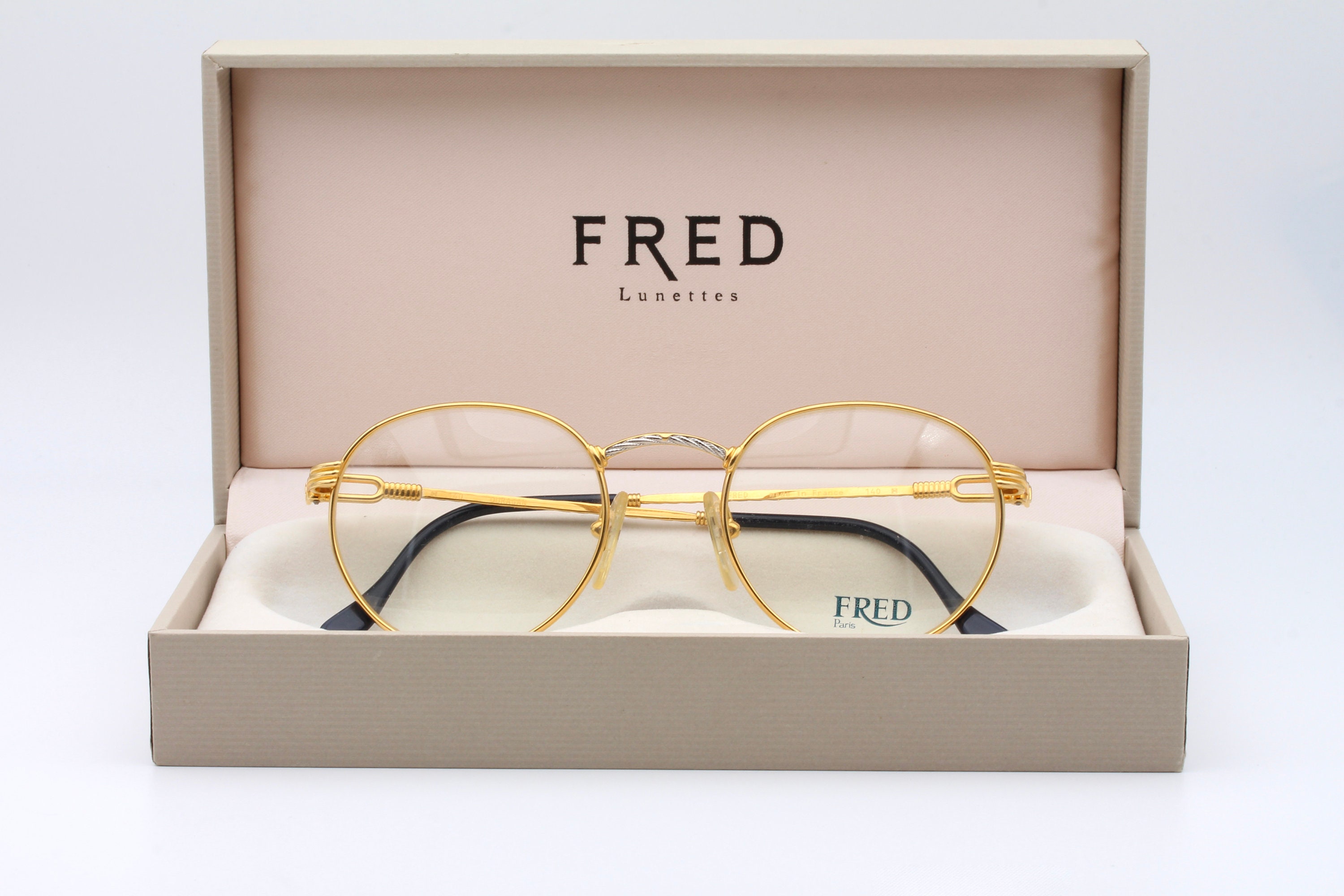 Luxury bracelets, rings and glasses for men - Fred Paris