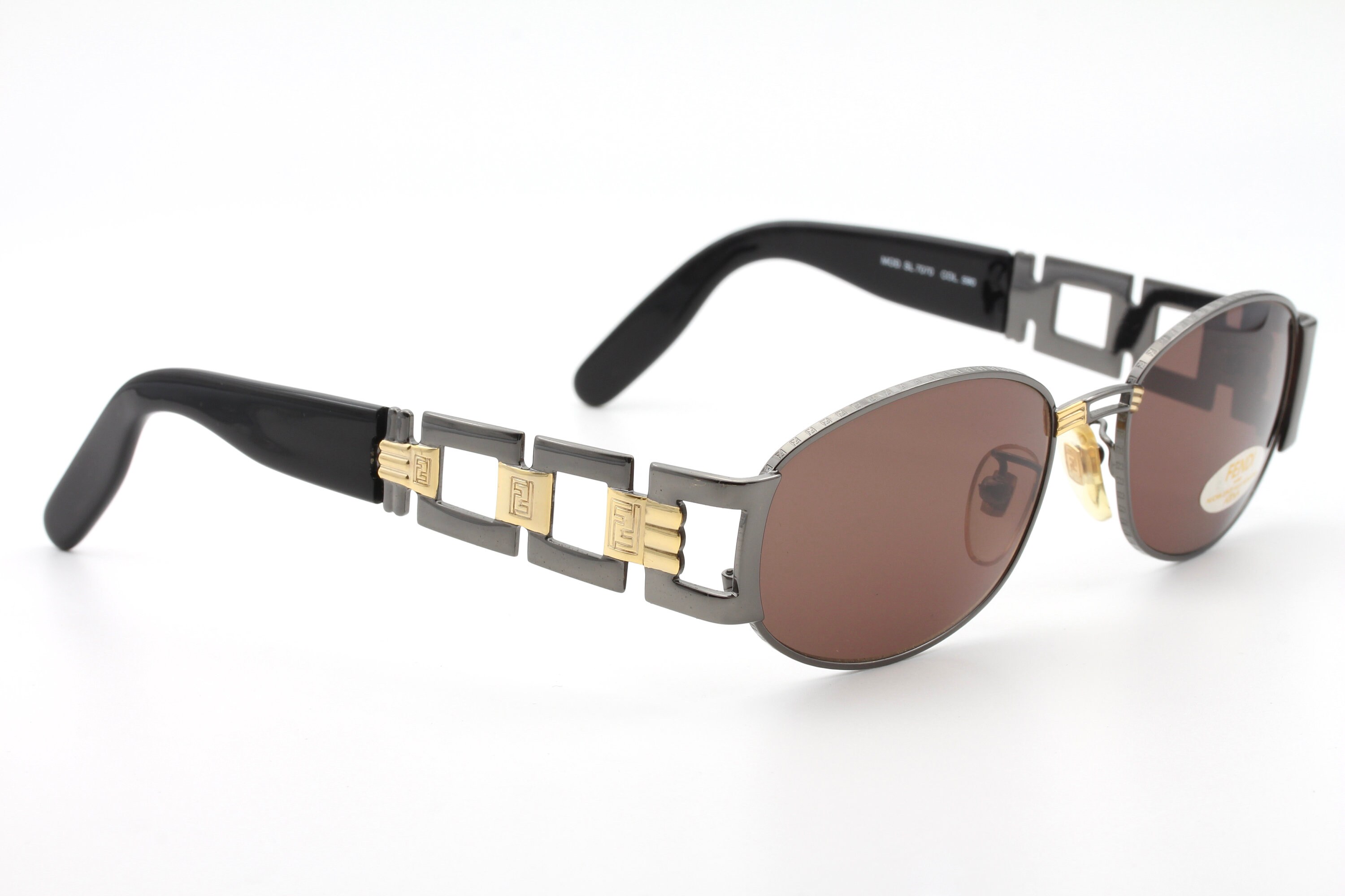 【美品】FENDI　(フェンディ)　サングラス　SL 7025　col.120 美品】FENDI (フェンディ) サングラス SL 7025 col.120 Vintage