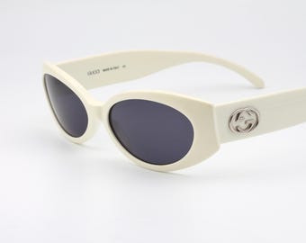 Gafas de sol vintage Gucci GG 2196 fabricadas en Italia en los años 90 - nuevas, de stock antiguo