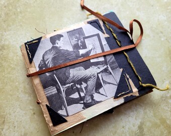 Cuaderno creativo único y hecho a mano con papel de colores teñidos a mano, etiquetas, collages - 9 cm x 10,5 cm - 20 hojas / 40 páginas
